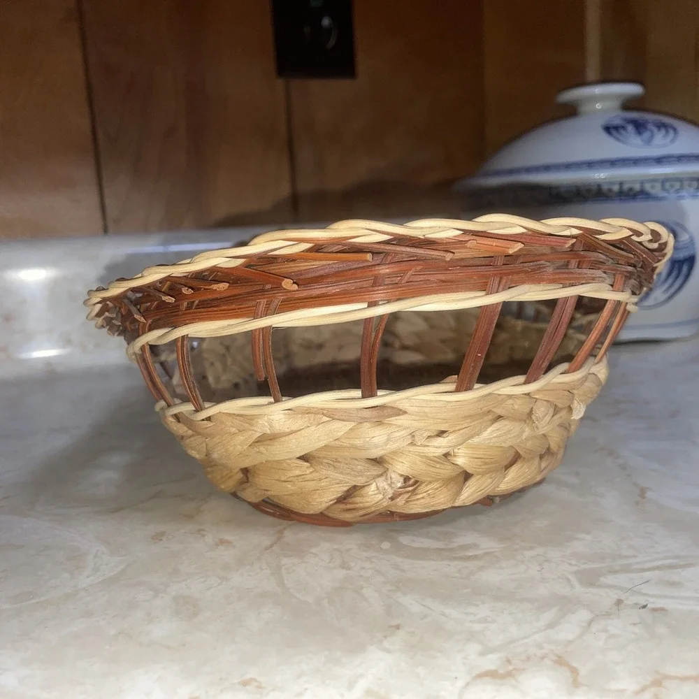Vintage Wicker Basket Elliptical‎ Shaped 12x 8